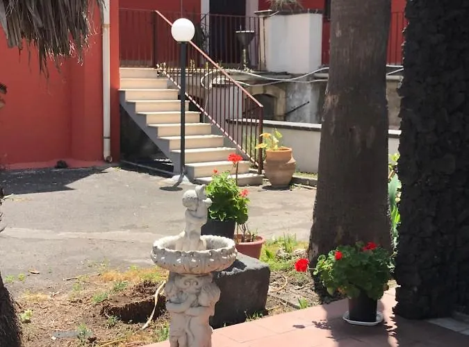 D&a 住宿加早餐酒店 卡塔尼亚